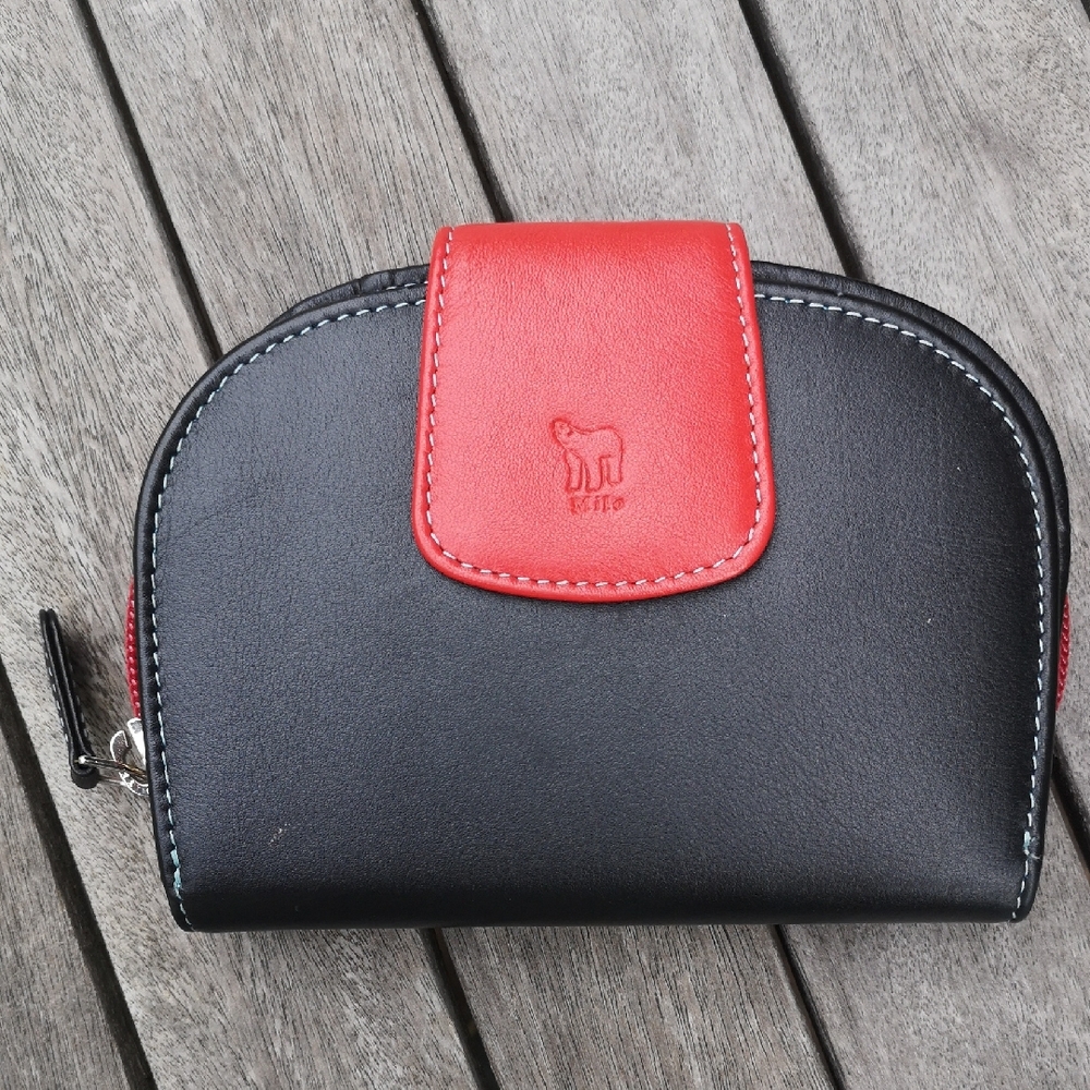 Women's Black and Red Leather Wallet